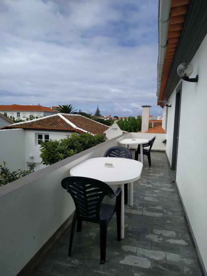 Bettencourt Rooms Santa Cruz da Graciosa Esterno foto